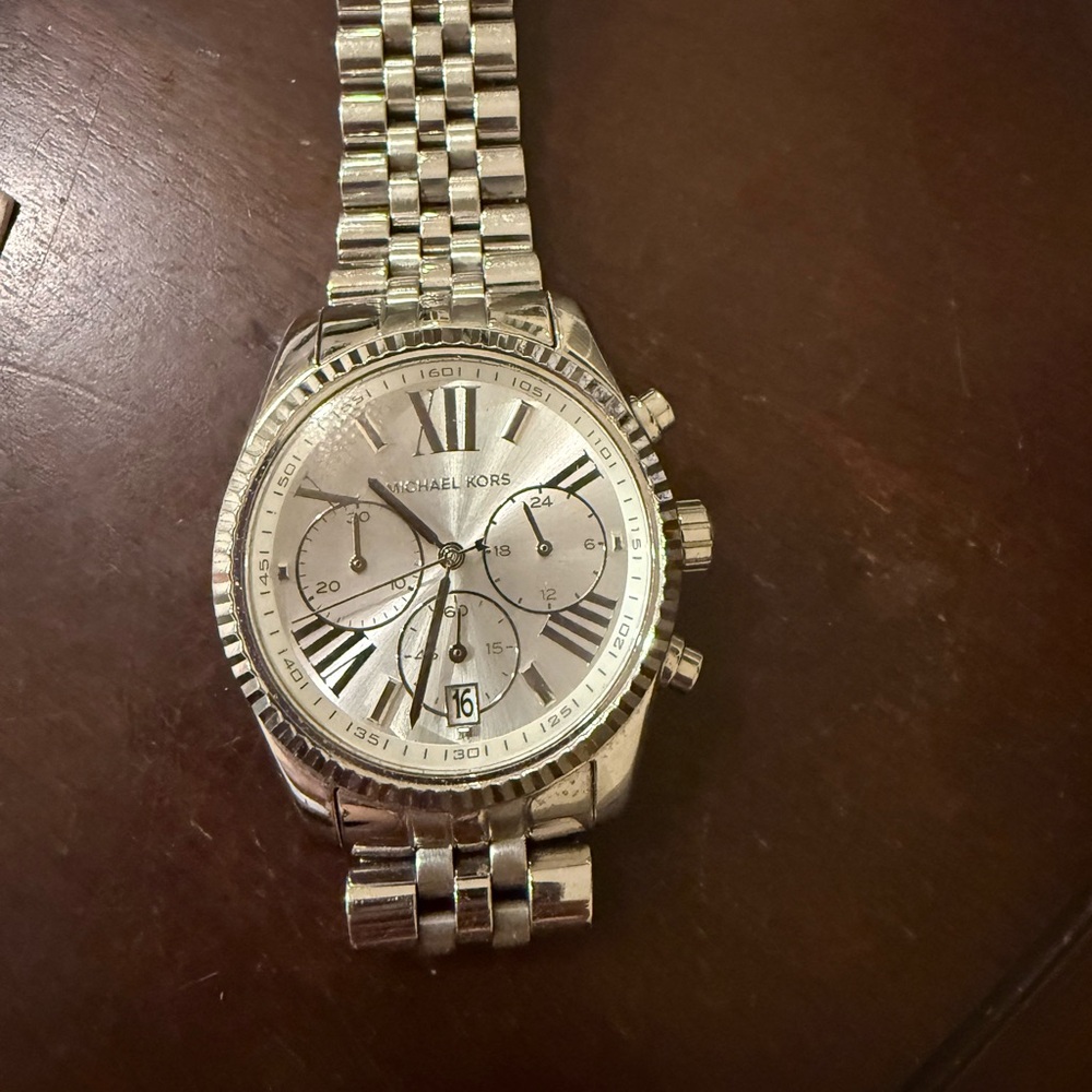 Michael Kors Metallic Silver Watch